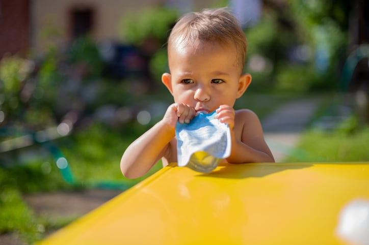 Should US tighten nutritional, promotional standards for baby, toddler food?